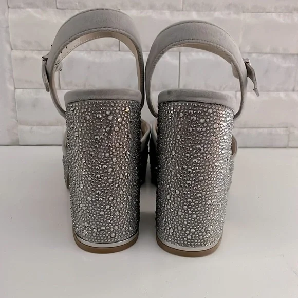 New! Kenneth Cole New York Dolly Crystal Heel Platform Sandal in silver Size 7.5 - Picture 8 of 12